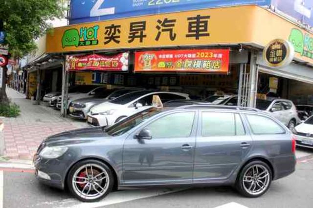 SKODA司科達 OCTAVIA COMBI  第7張相片