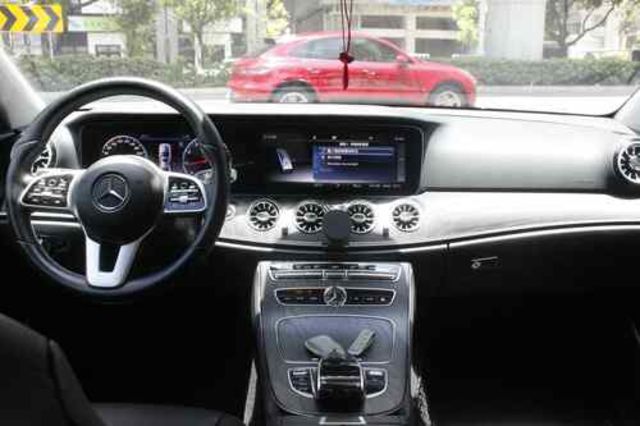 M-BENZ賓士 E300  第5張相片
