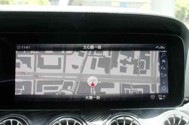 M-BENZ賓士 E300  第18張相片