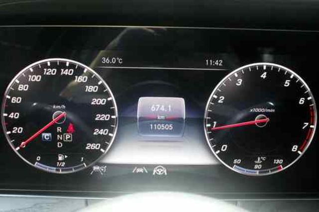 M-BENZ賓士 E300  第19張相片
