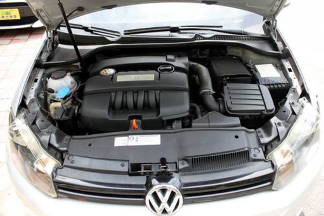 VOLKSWAGEN福斯 GOLF  第6張相片