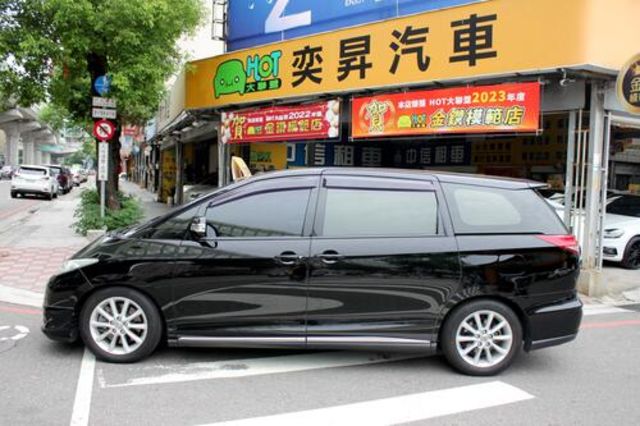 TOYOTA豐田 PREVIA  第7張相片