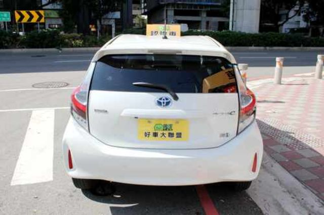 TOYOTA豐田 PRIUS C  第5張相片