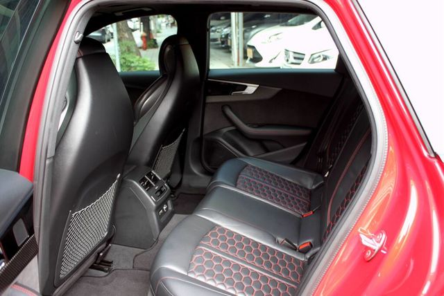 AUDI奧迪 RS4 AVANT  第9張相片