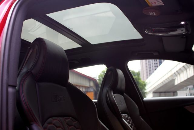 AUDI奧迪 RS4 AVANT  第12張相片