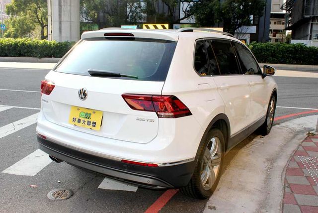 VOLKSWAGEN福斯 TIGUAN  第2張相片