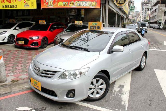 TOYOTA豐田 ALTIS  第1張相片