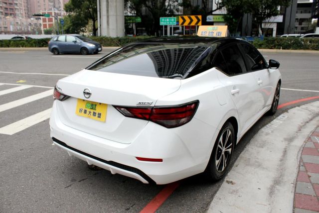 NISSAN日產 SENTRA  第2張相片