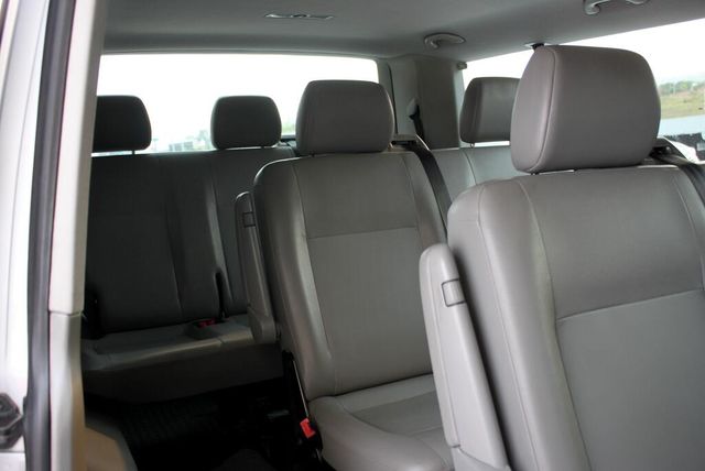 VOLKSWAGEN福斯 T5  第9張相片