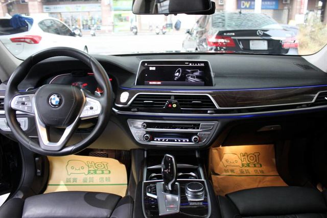 BMW寶馬 740LI  第5張相片