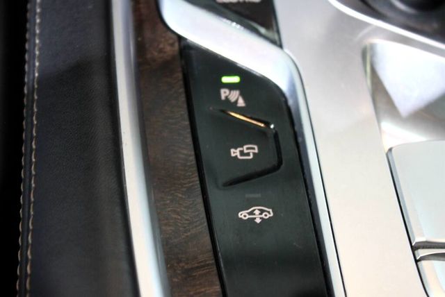 BMW寶馬 740LI  第20張相片