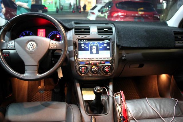 VOLKSWAGEN福斯 GOLF  第5張相片