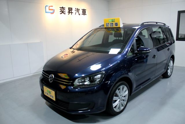 VOLKSWAGEN福斯 TOURAN  第1張相片