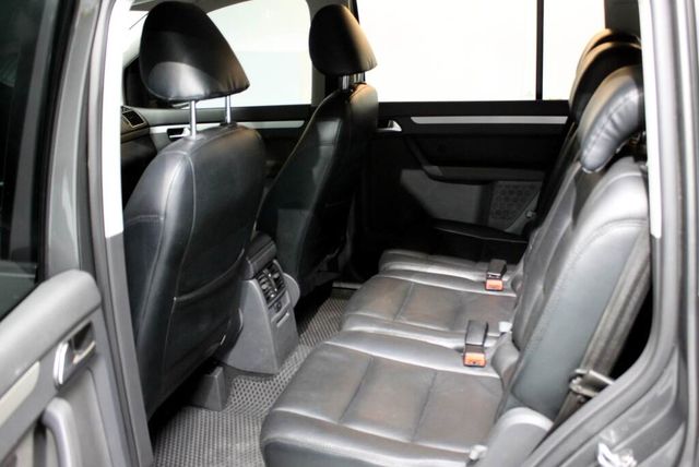 VOLKSWAGEN福斯 TOURAN  第8張相片