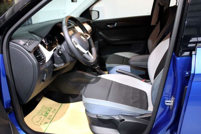SKODA司科達 FABIA  第7張相片