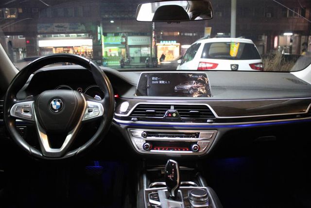 BMW寶馬 730D  第5張相片