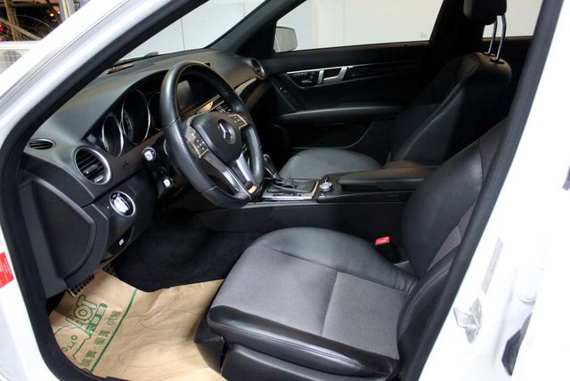 M-BENZ賓士 C200  第7張相片