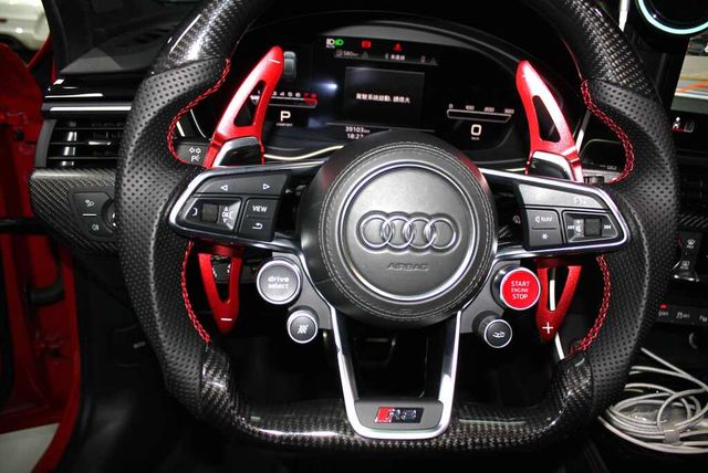 AUDI奧迪 AVANT RS4  第8張相片