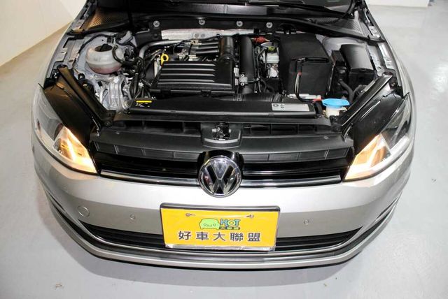 VOLKSWAGEN福斯 GOLF  第6張相片