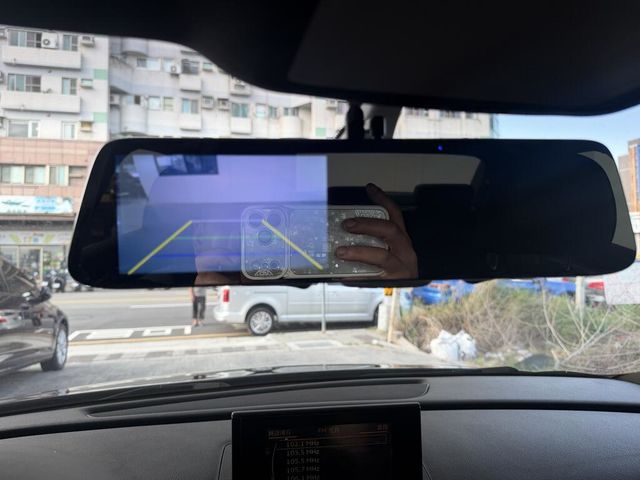 AUDI奧迪 A3 SEDAN  第14張相片