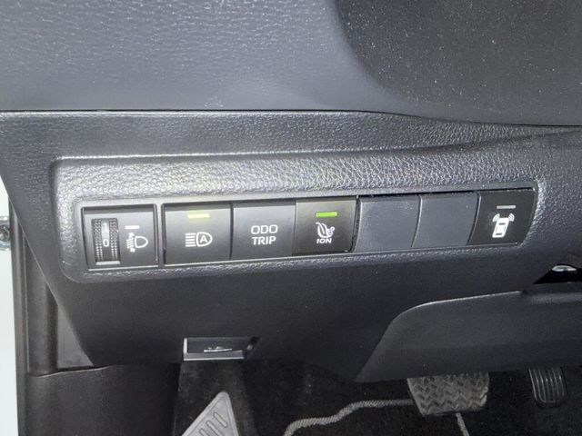 TOYOTA豐田 COROLLA SPORT  第15張相片