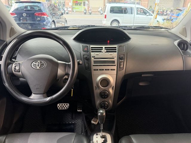 TOYOTA豐田 YARIS  第5張相片