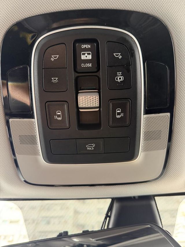 HYUNDAI現代 CUSTIN  第11張相片