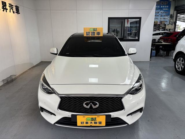 INFINITI無限 Q30  第3張相片