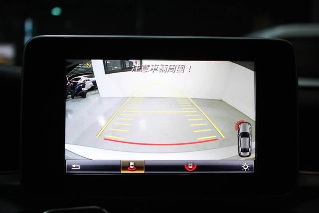 M-BENZ賓士 C180  第11張相片