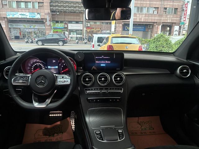 M-BENZ賓士 GLC300 AMG COUPE  第5張相片