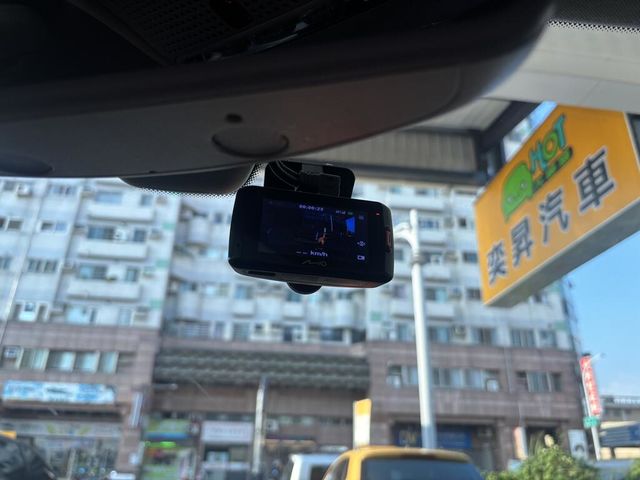 M-BENZ賓士 C180  第11張相片