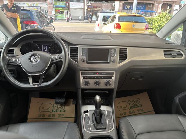 VOLKSWAGEN福斯 GOLF SPORTSVAN  第5張相片