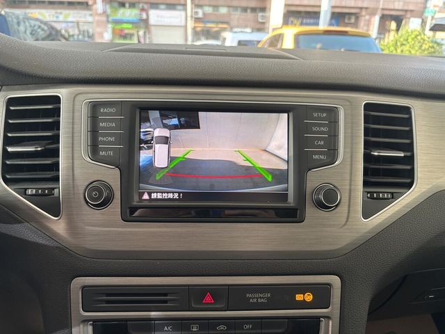 VOLKSWAGEN福斯 GOLF SPORTSVAN  第10張相片
