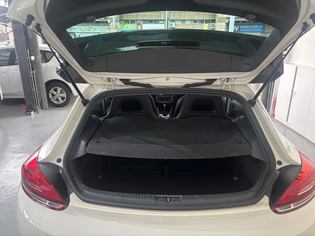VOLKSWAGEN福斯 SCIROCCO  第8張相片