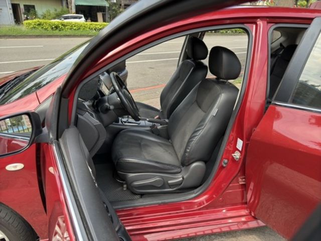 NISSAN日產 TIIDA  第3張相片