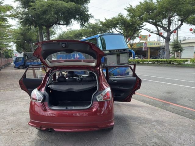 NISSAN日產 TIIDA  第9張相片