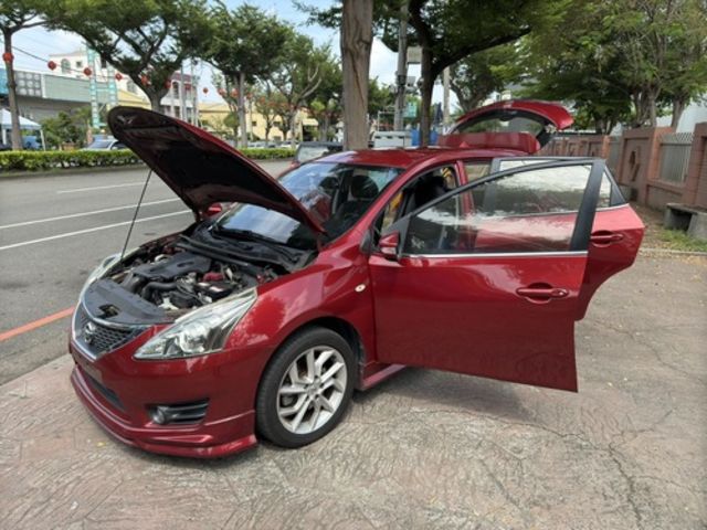 NISSAN日產 TIIDA  第20張相片
