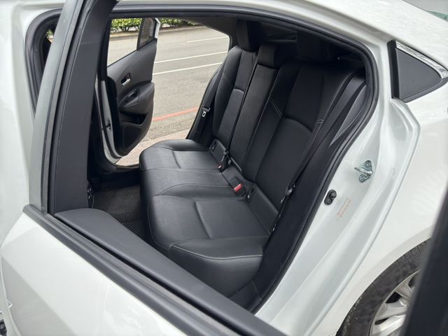TOYOTA豐田 ALTIS  第5張相片