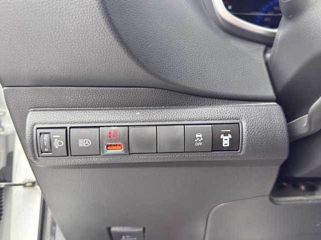 TOYOTA豐田 COROLLA SPORT  第21張相片