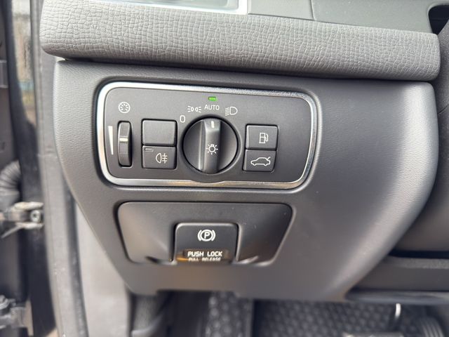 VOLVO富豪 XC60  第23張相片