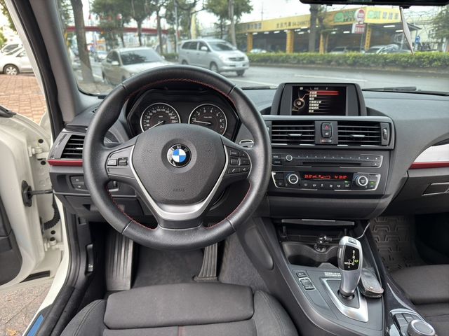 BMW寶馬 116I  第3張相片