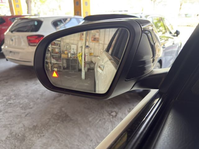 M-BENZ賓士 GLC300  第9張相片
