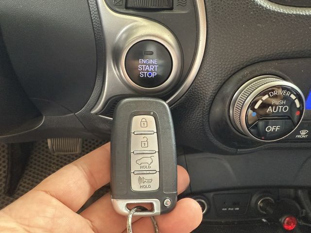 HYUNDAI現代 IX35  第9張相片