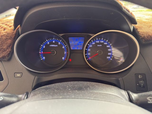 HYUNDAI現代 IX35  第14張相片