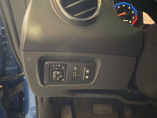 MITSUBISHI三菱 COLT PLUS  第11張相片