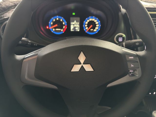 MITSUBISHI三菱 COLT PLUS  第12張相片