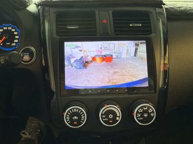 MITSUBISHI三菱 COLT PLUS  第16張相片