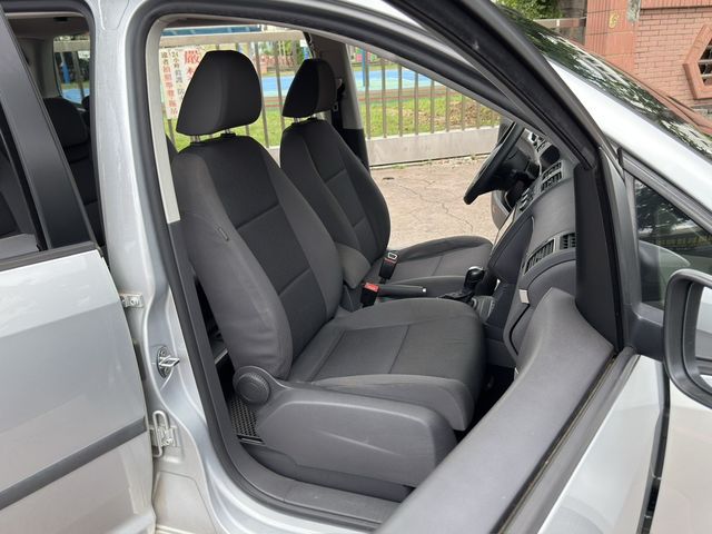 VOLKSWAGEN福斯 TOURAN  第4張相片
