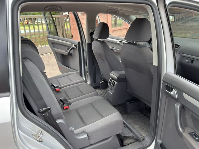 VOLKSWAGEN福斯 TOURAN  第8張相片