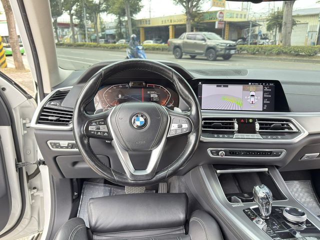 BMW寶馬 X5 XDRIVE25D  第3張相片
